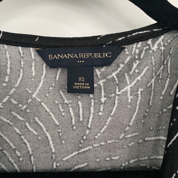 BANANA REPUBLIC | Black/White Sleeveless Drape Cowl Neck Blouse XS - Picture 4 of 8